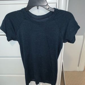 lululemon swiftly tech short sleeve shirt size 8.